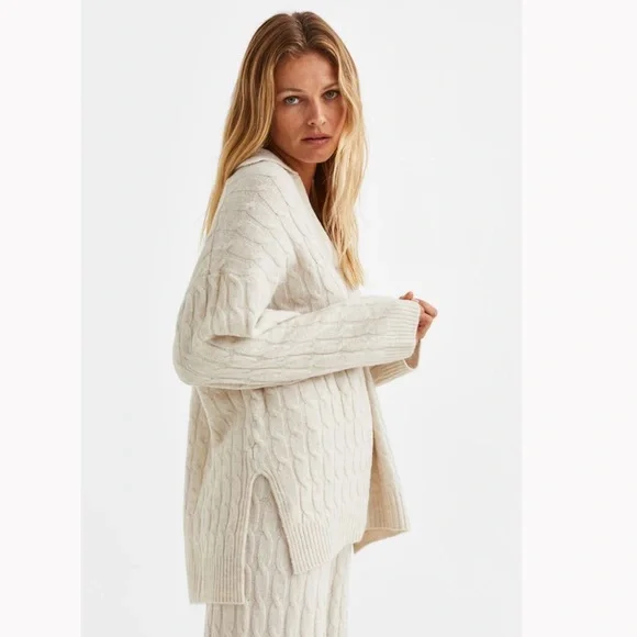 H&M cable knit sweater 🤍